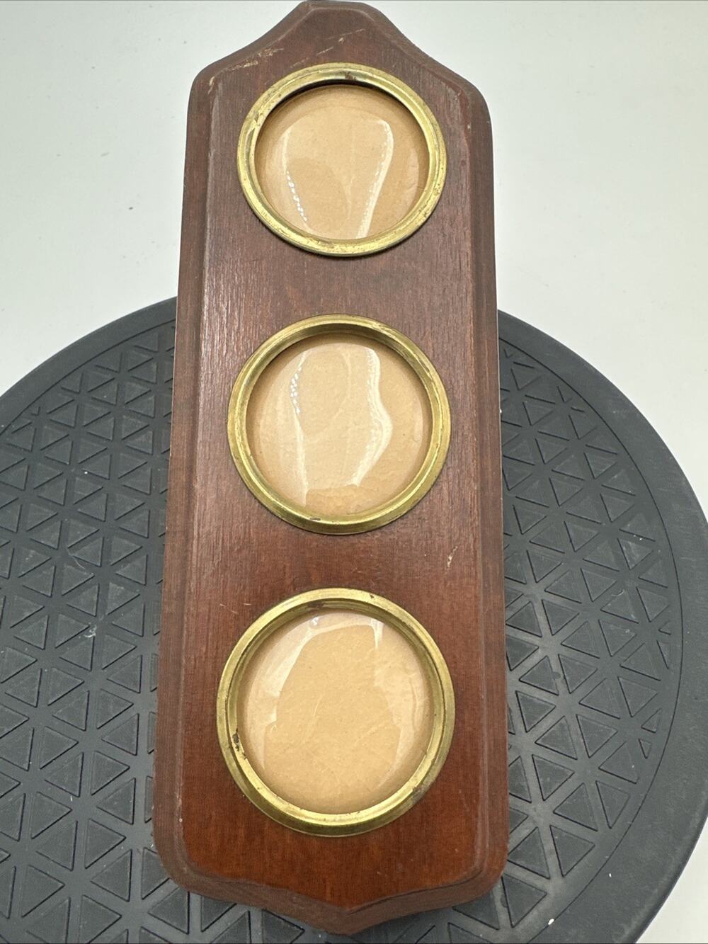 Vtg Triple Oval Wall Hanging Picture Frame Goldtone Trim